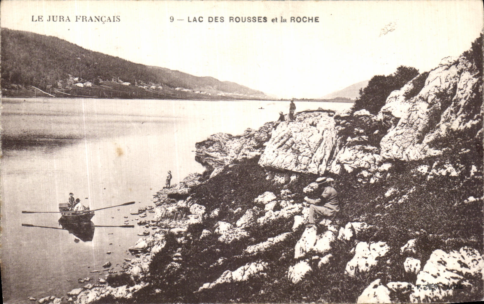VINTAGE POSTCARD the French Jura Lake Of Russet red And the Rock