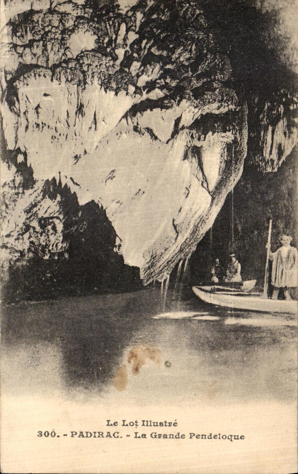 VINTAGE POSTCARD the Batch Illustrates Padirac Large Pendeloque