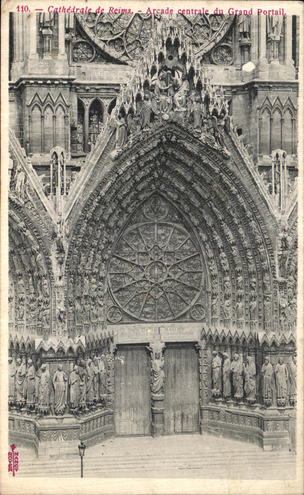 VINTAGE POSTCARD Cathedral of Rheims Central Arcade of the Large Gate