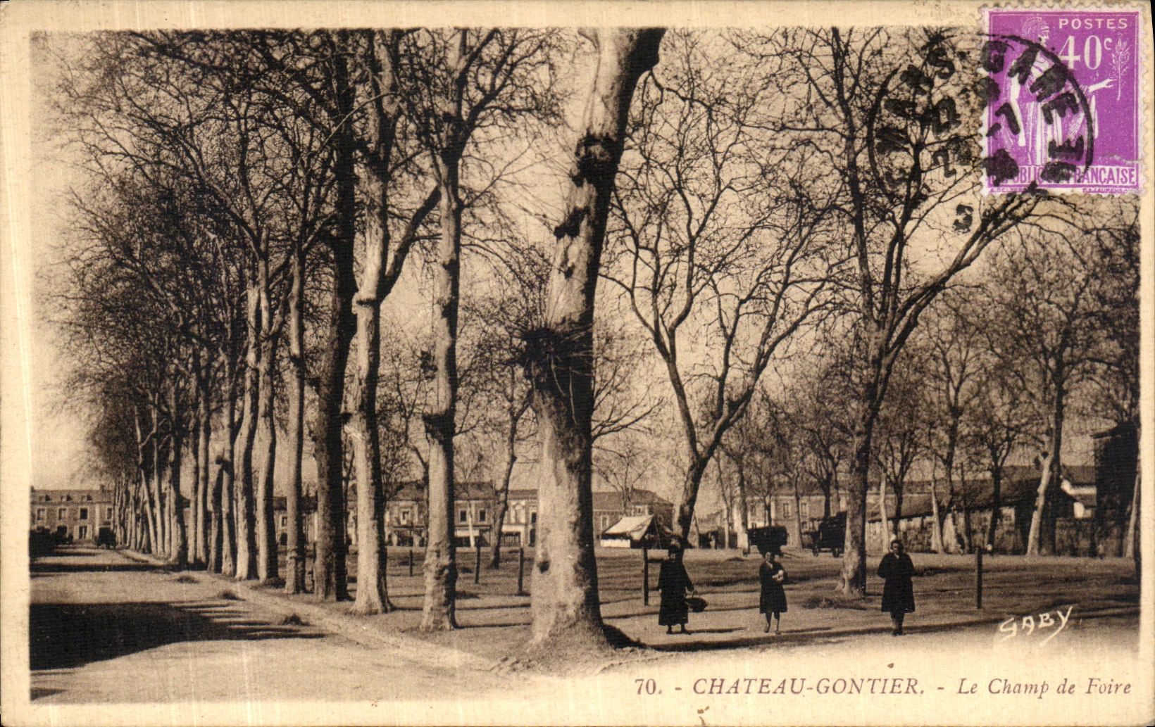 VINTAGE POSTCARD Gontier Castle the Fairground