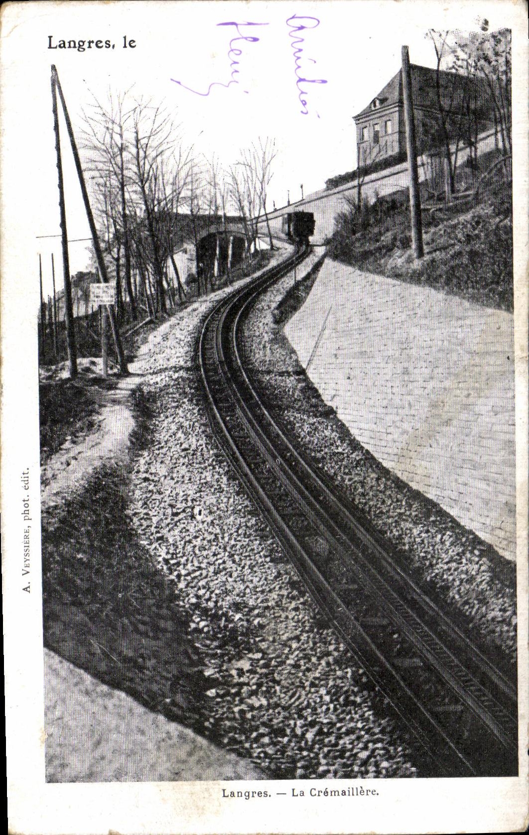 VINTAGE POSTCARD Langres the Toothed rack