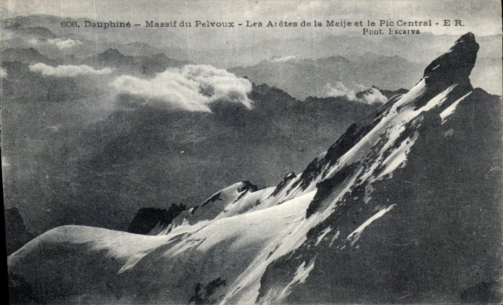 VINTAGE POSTCARD Dauphine Solid mass of Pelvoux Edges of Meije and the central peak