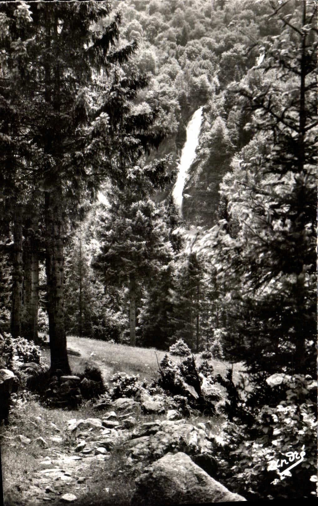 CPSM Environs of the Tool bag D Allevard Fund Of France the Cascade of Pissou