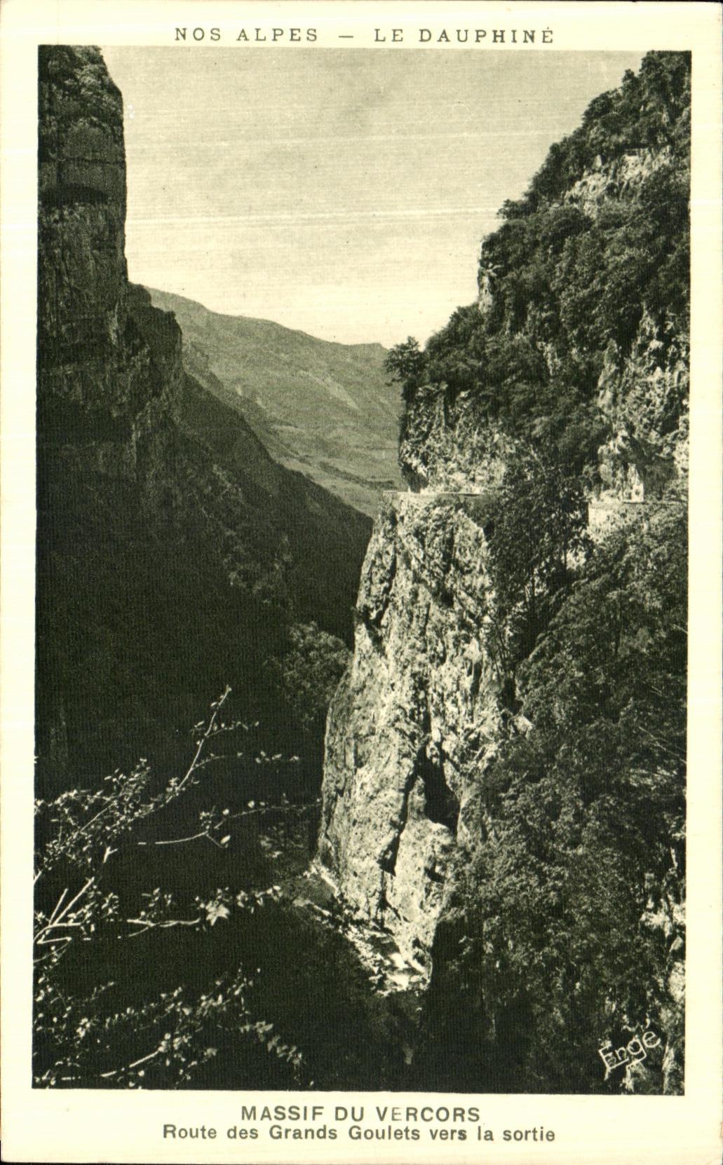 POSTAL de la VENDIMIA masiva del camino de Vercors de las grandes partes estrechas hacia la salida