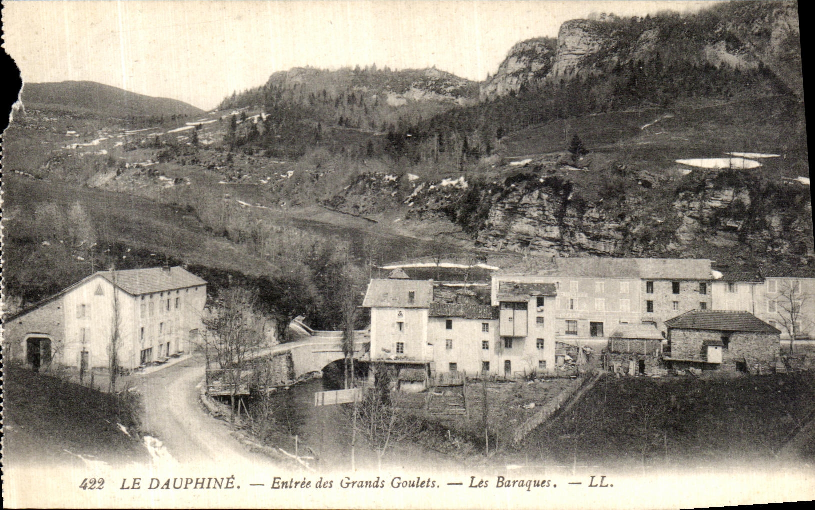 VINTAGE POSTCARD Dauphine Entry of Large the Narrow parts Huts