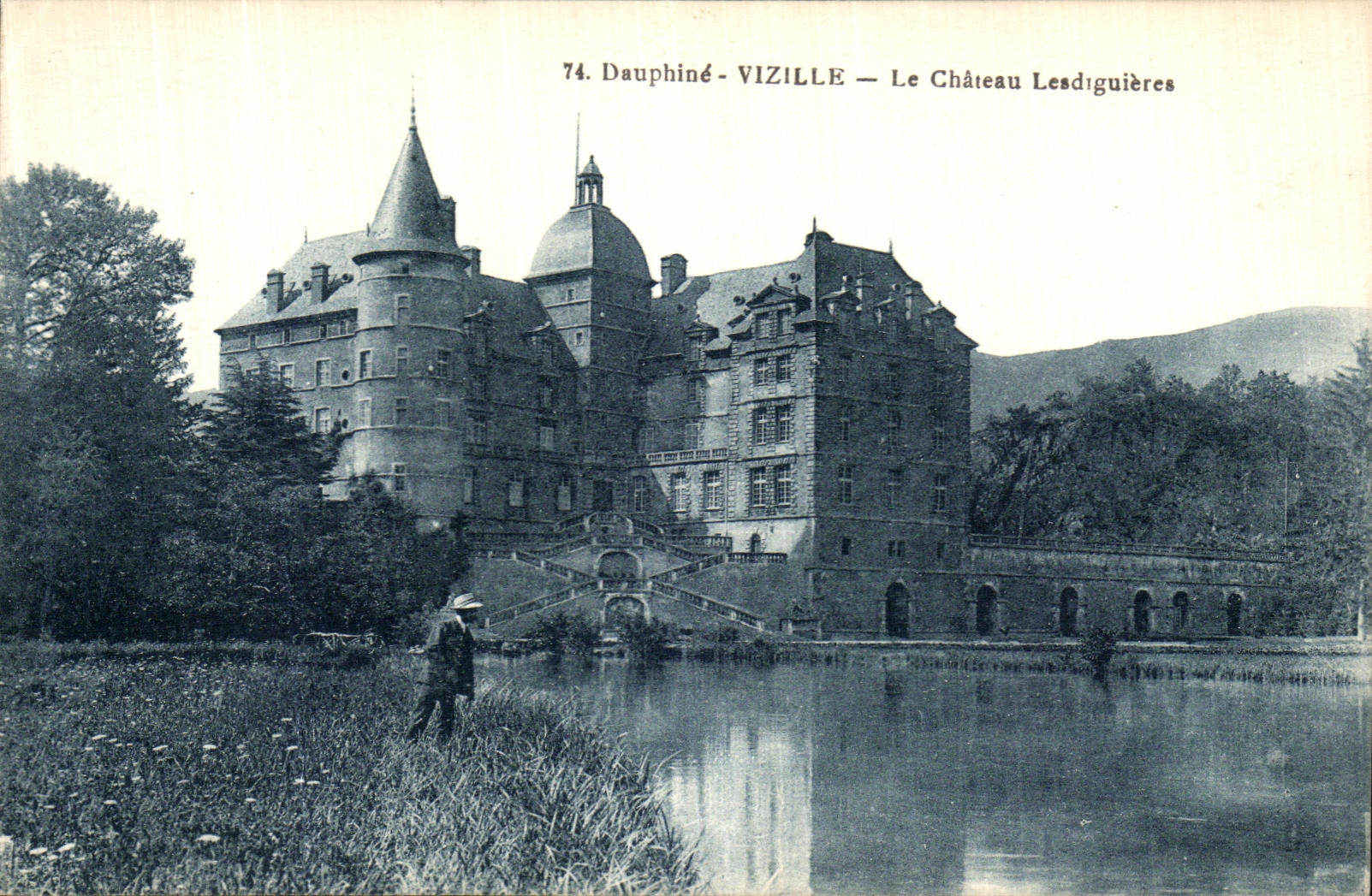VINTAGE POSTCARD Dauphine Vizille the Lesdiguieres Castle