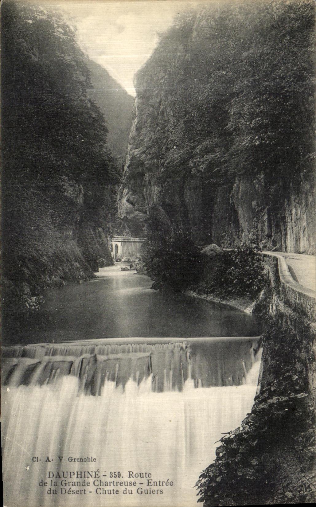 Camino de Dauphine de la POSTAL de la VENDIMIA de la entrada chartreuse grande de la caida de los servicios de Guiers