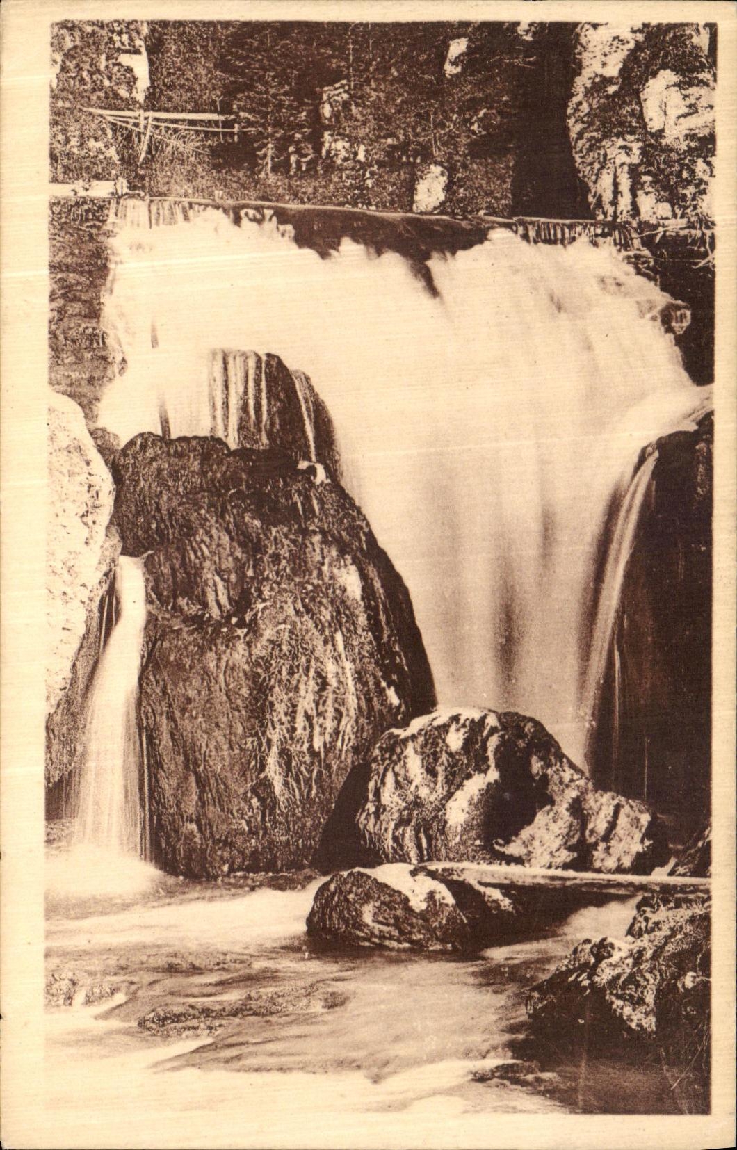 POSTAL Dauphine Picturesque Villard De Lans Cascades de la VENDIMIA de Bourne