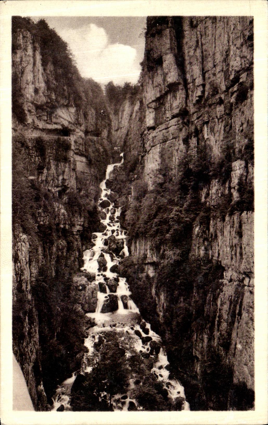 Cascadas de Vercors Pittoresque de la POSTAL de la VENDIMIA de Vernaison