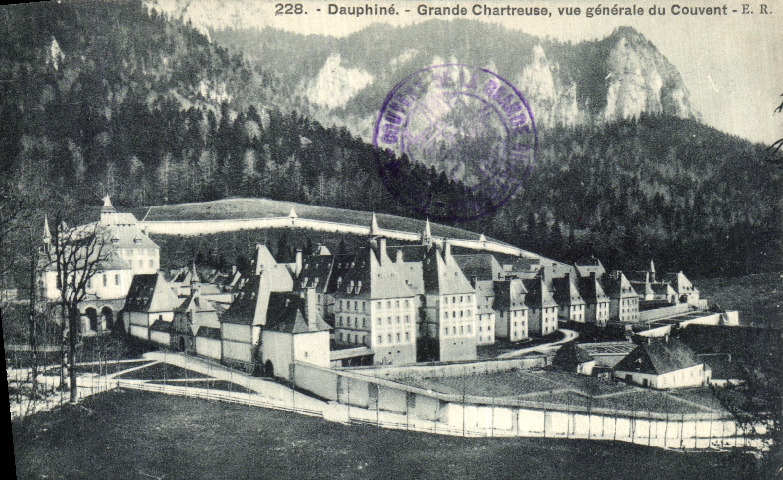 Opinion chartreuse grande de Dauphine de la POSTAL de la VENDIMIA del convento