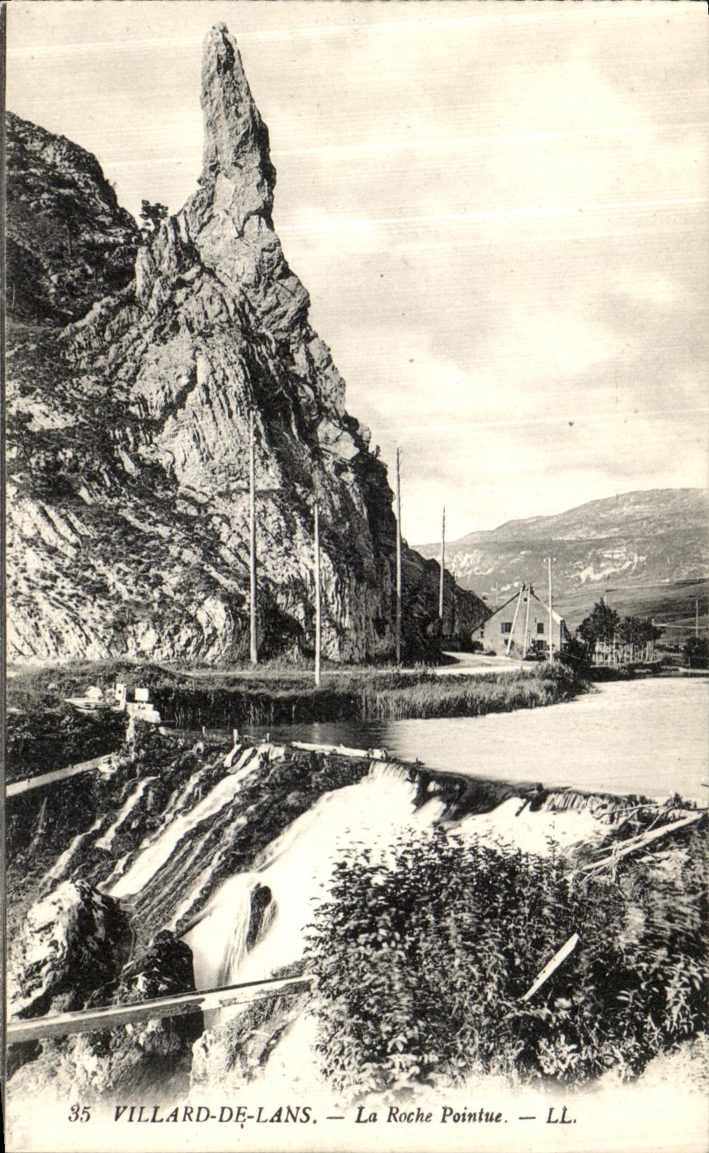 VINTAGE POSTCARD Villard De Lans the Pointed Rock