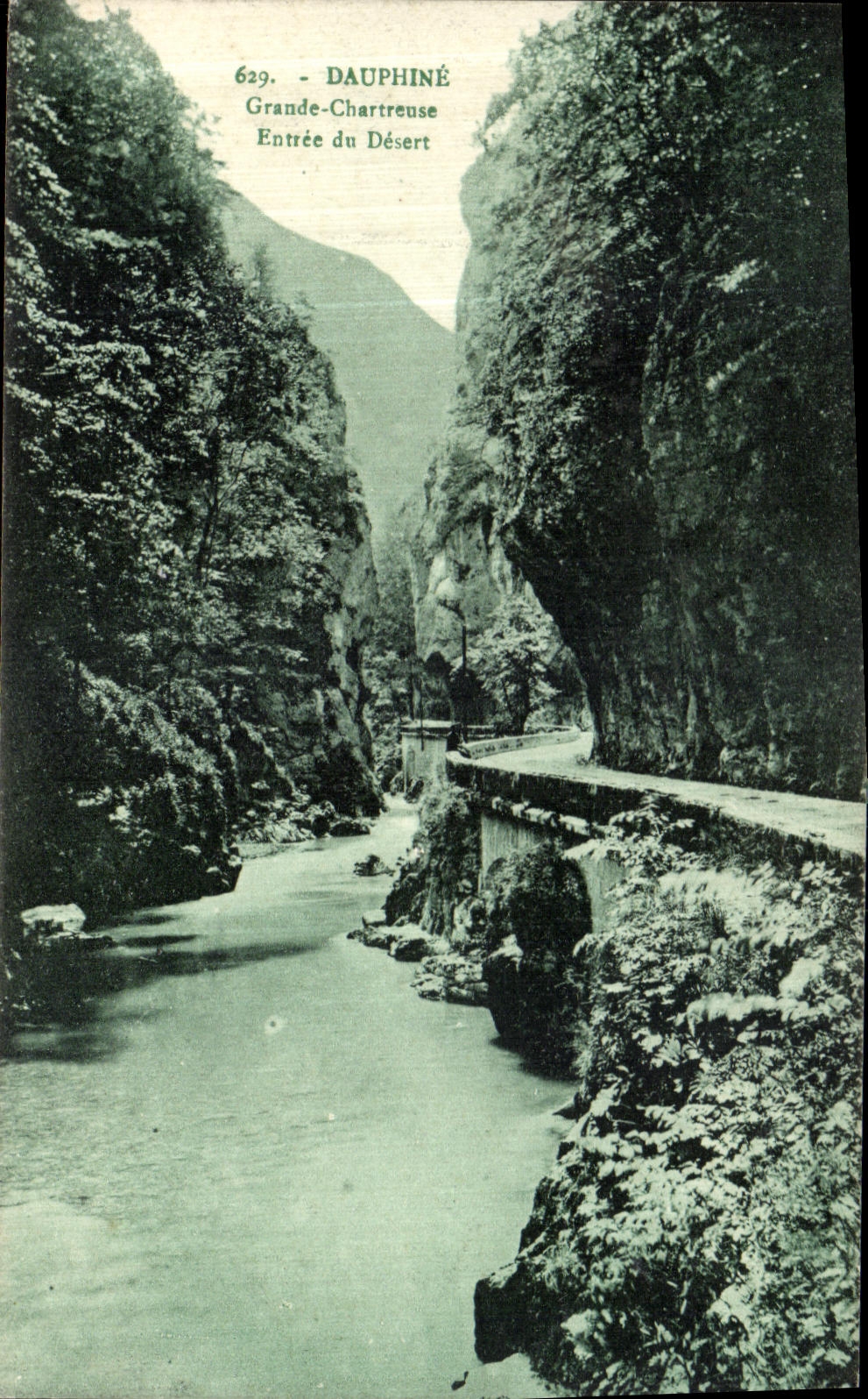 Entrada chartreuse grande de Dauphine de la POSTAL de la VENDIMIA de servicios