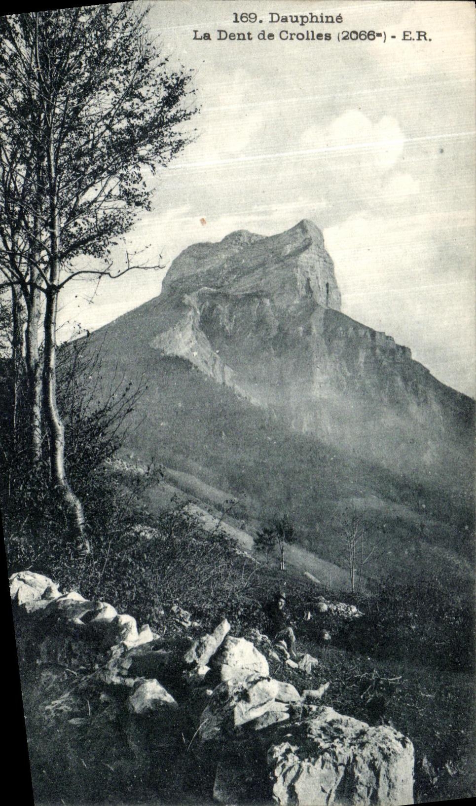 VINTAGE POSTCARD Dauphine the Tooth of Crolles