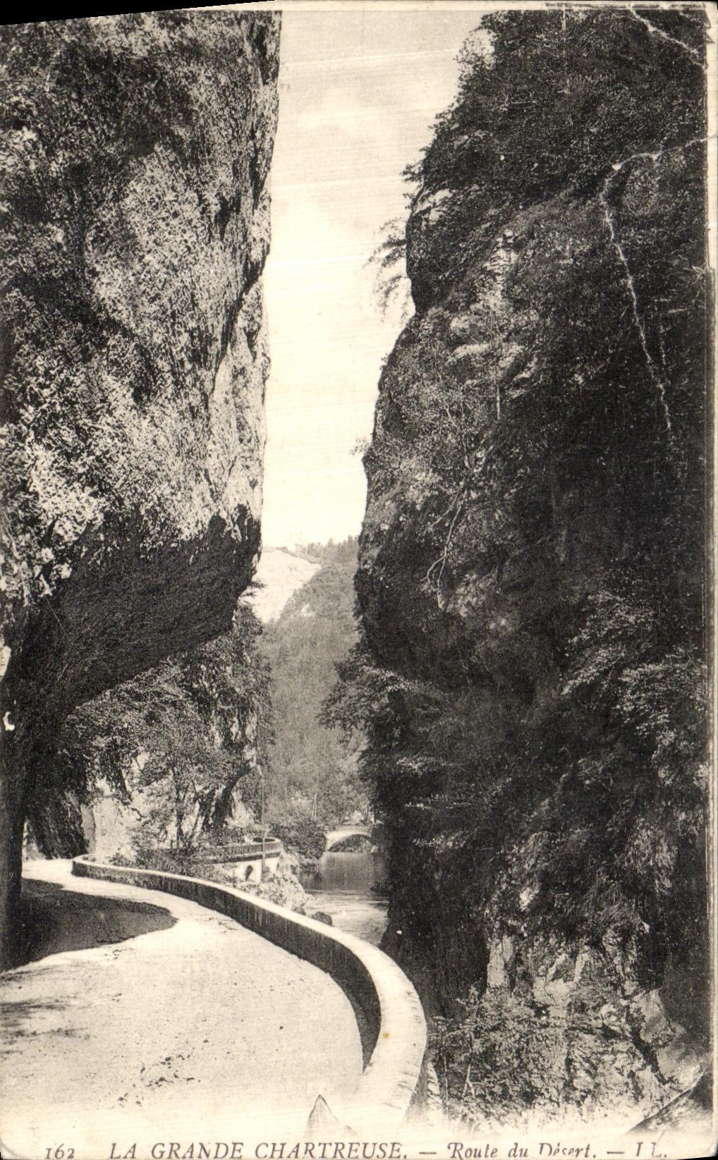Camino de Dauphine de la POSTAL de la VENDIMIA del camino chartreuse grande del desierto