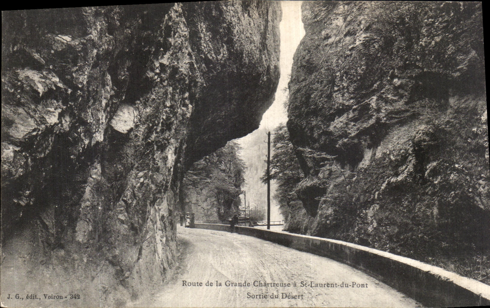 Camino de la POSTAL de la VENDIMIA de St Laurent chartreuse grande del puente