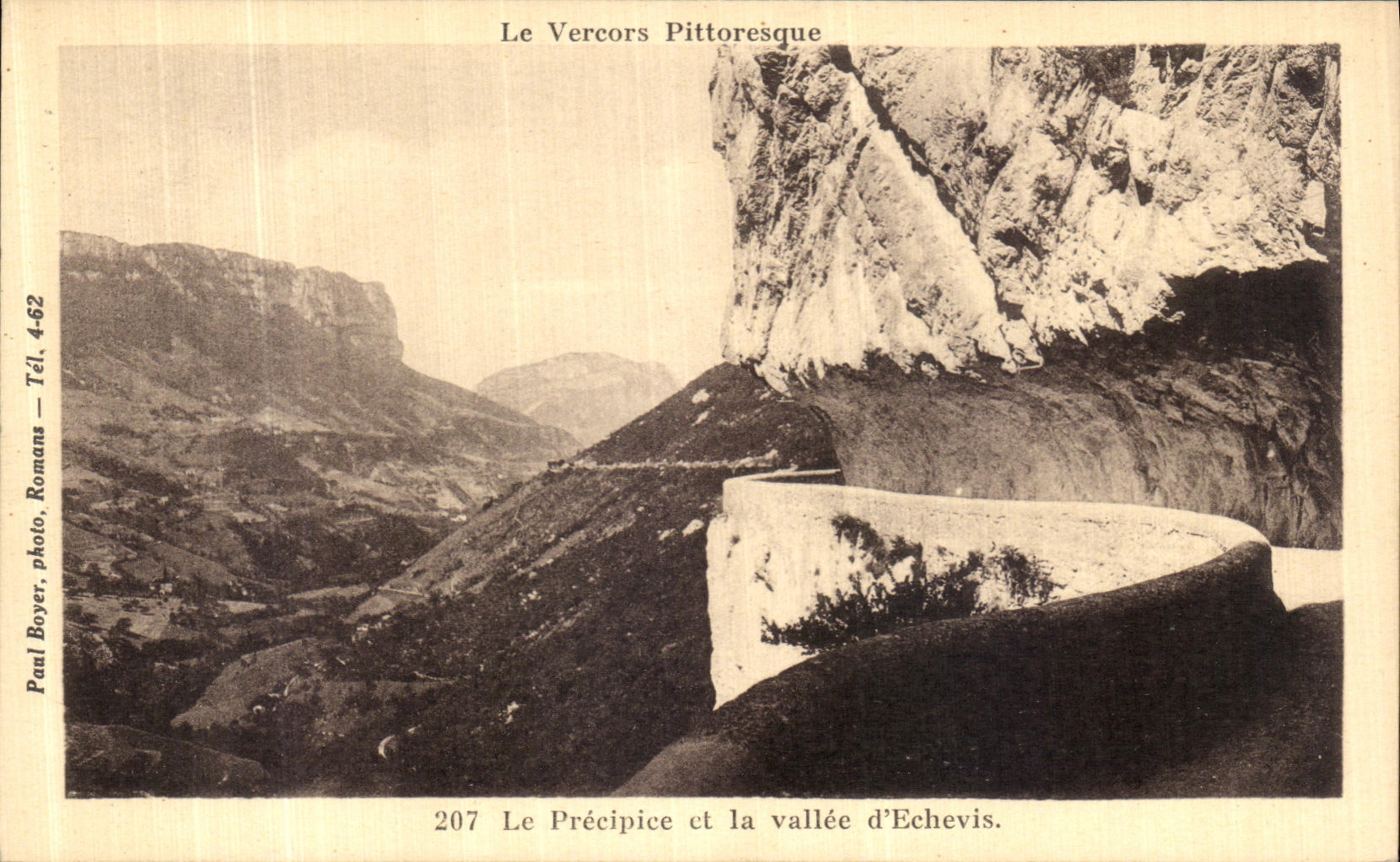 VINTAGE POSTCARD the Chasm and the Valley D Echevis