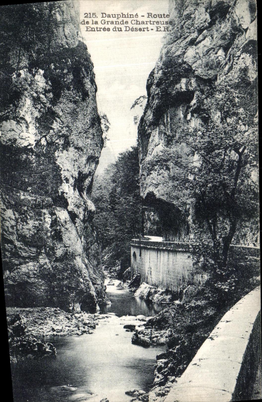 Camino de Dauphine de la POSTAL de la VENDIMIA de la entrada chartreuse grande de servicios