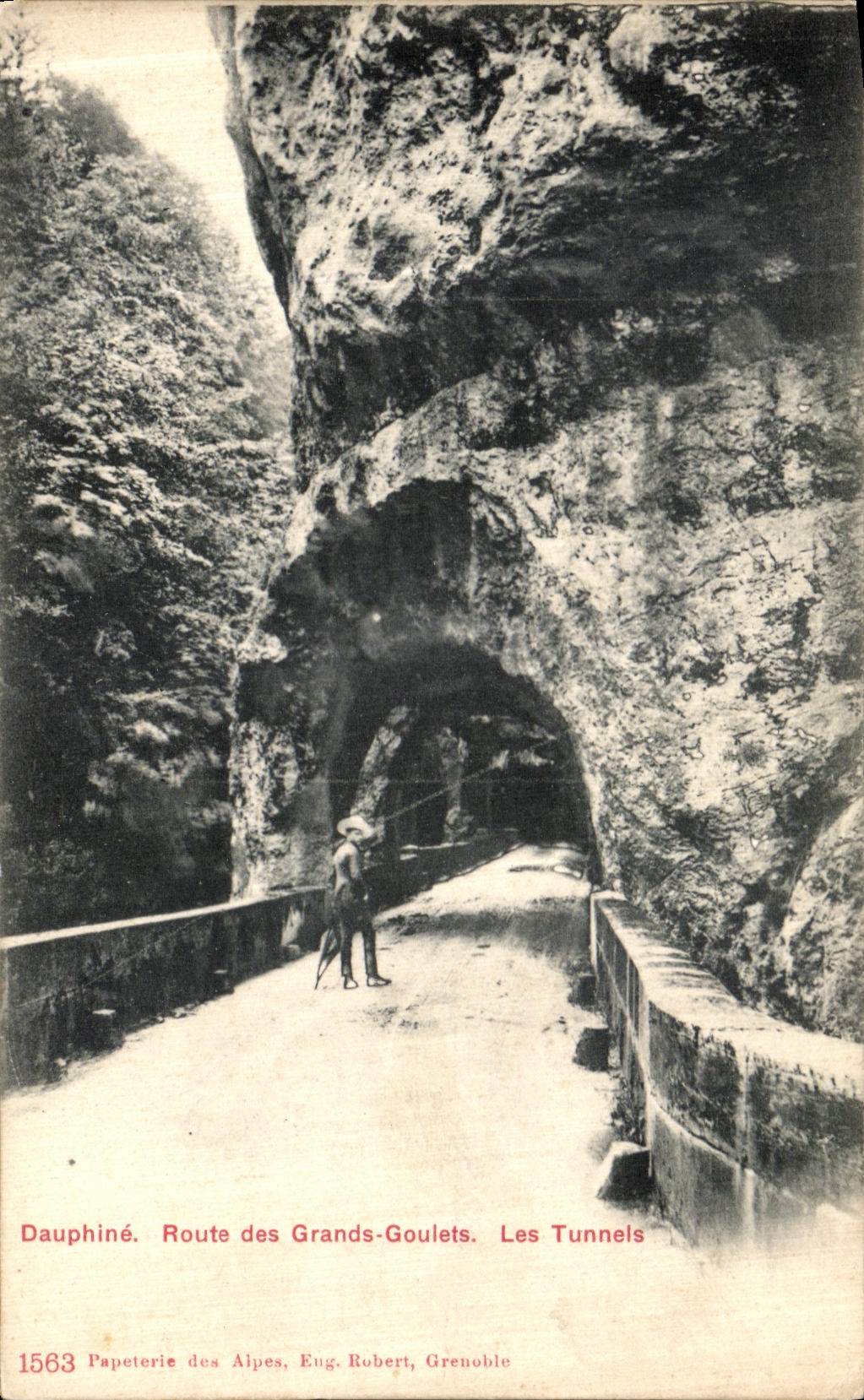 VINTAGE POSTCARD Dauphine Road of the Great Narrow parts Tunnels