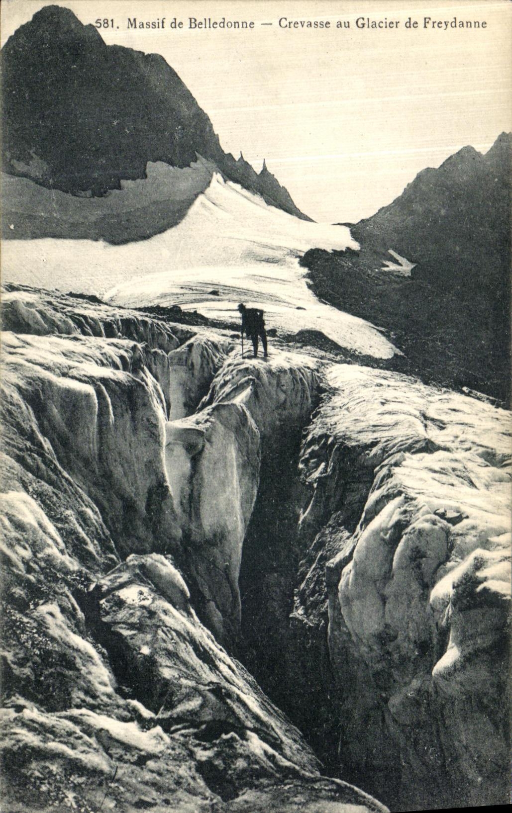 VINTAGE POSTCARD Dauphine Solid mass of Belledonne Crack to the glacier of Freydanne