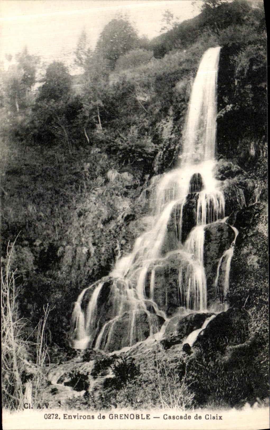 VINTAGE POSTCARD Environs of Grenoble Cascades of Claix