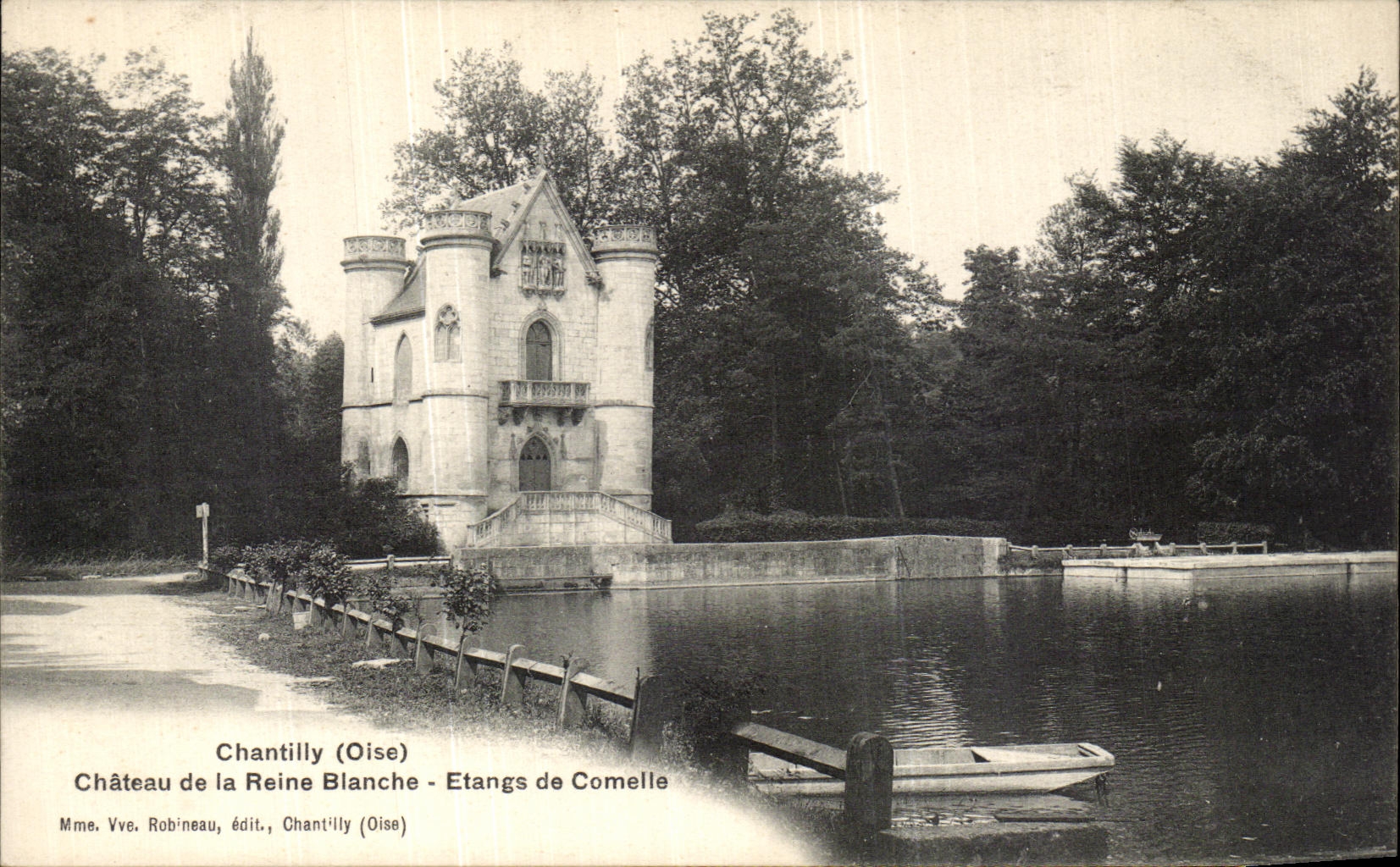 VINTAGE POSTCARD Chantilly Castle of the White Queen Ponds of Comelle