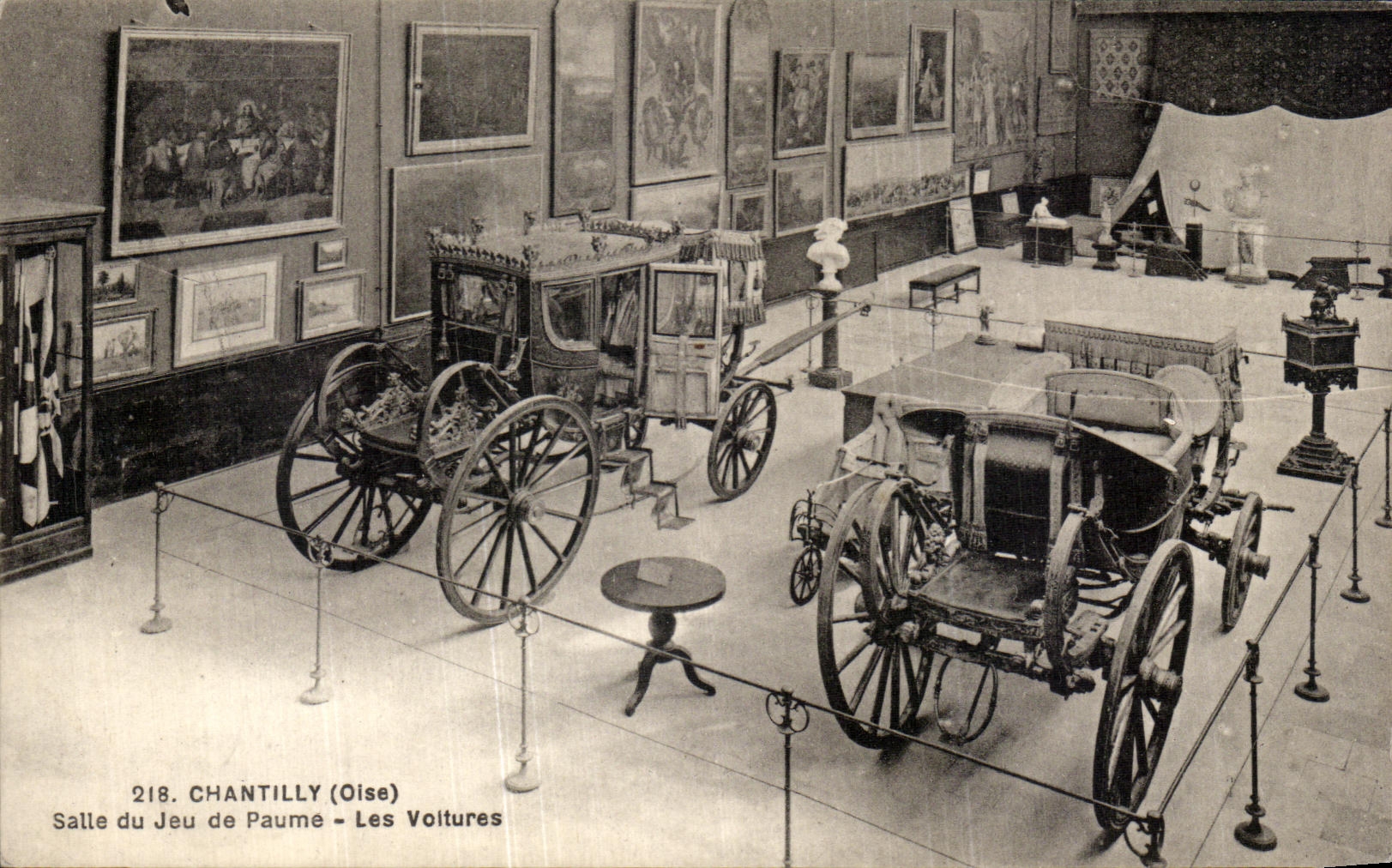 VINTAGE POSTCARD Chantilly Room of Jeu de Paume Cars