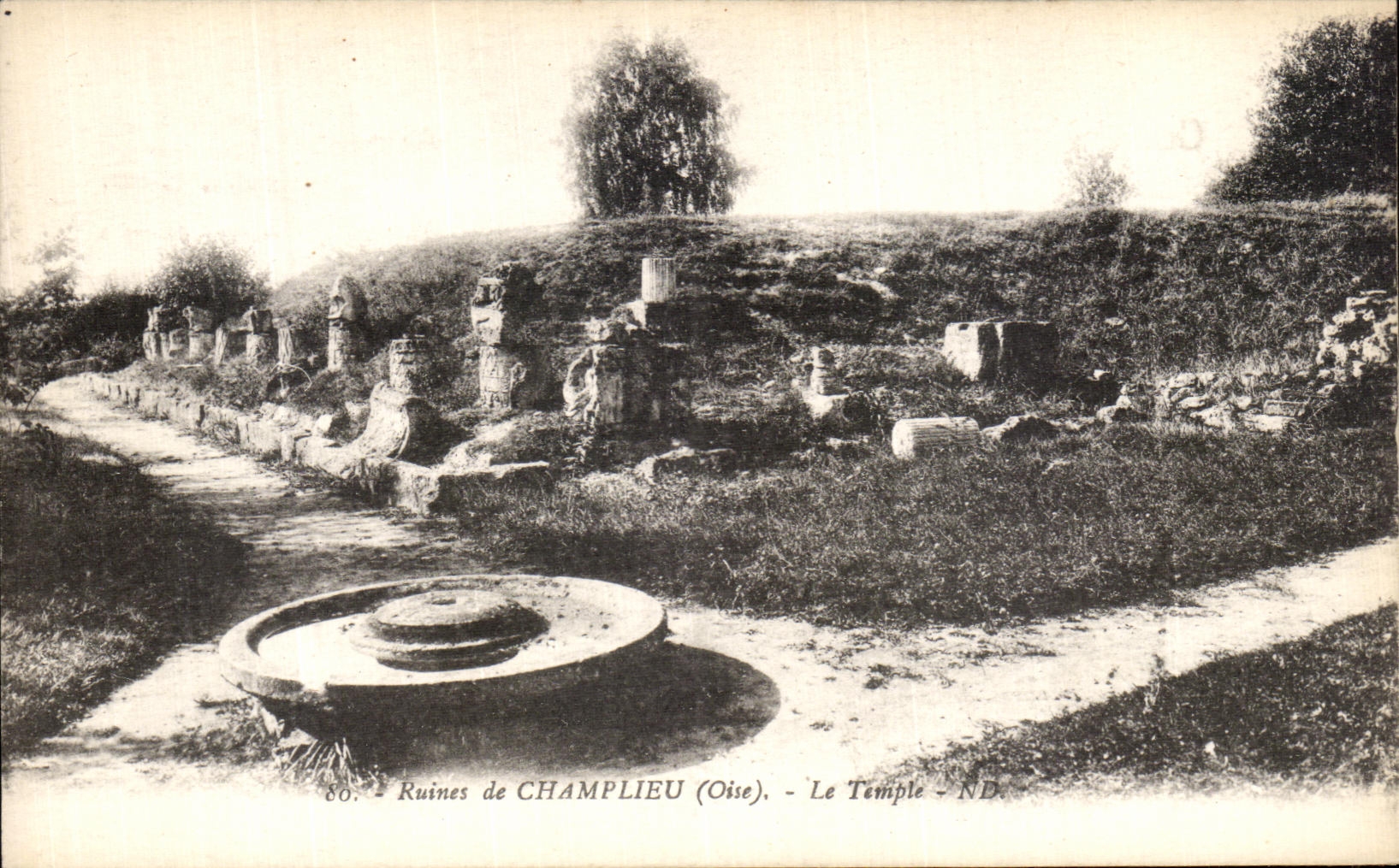 VINTAGE POSTCARD Ruins of Champlieu the Temple