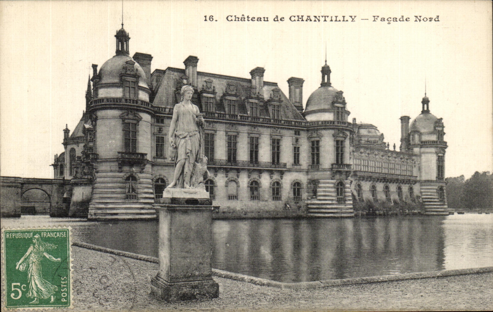 VINTAGE POSTCARD Castle of Northern Chantilly Frontage