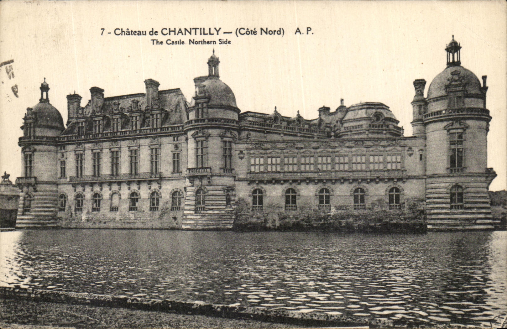 VINTAGE POSTCARD Castle of Chantilly
