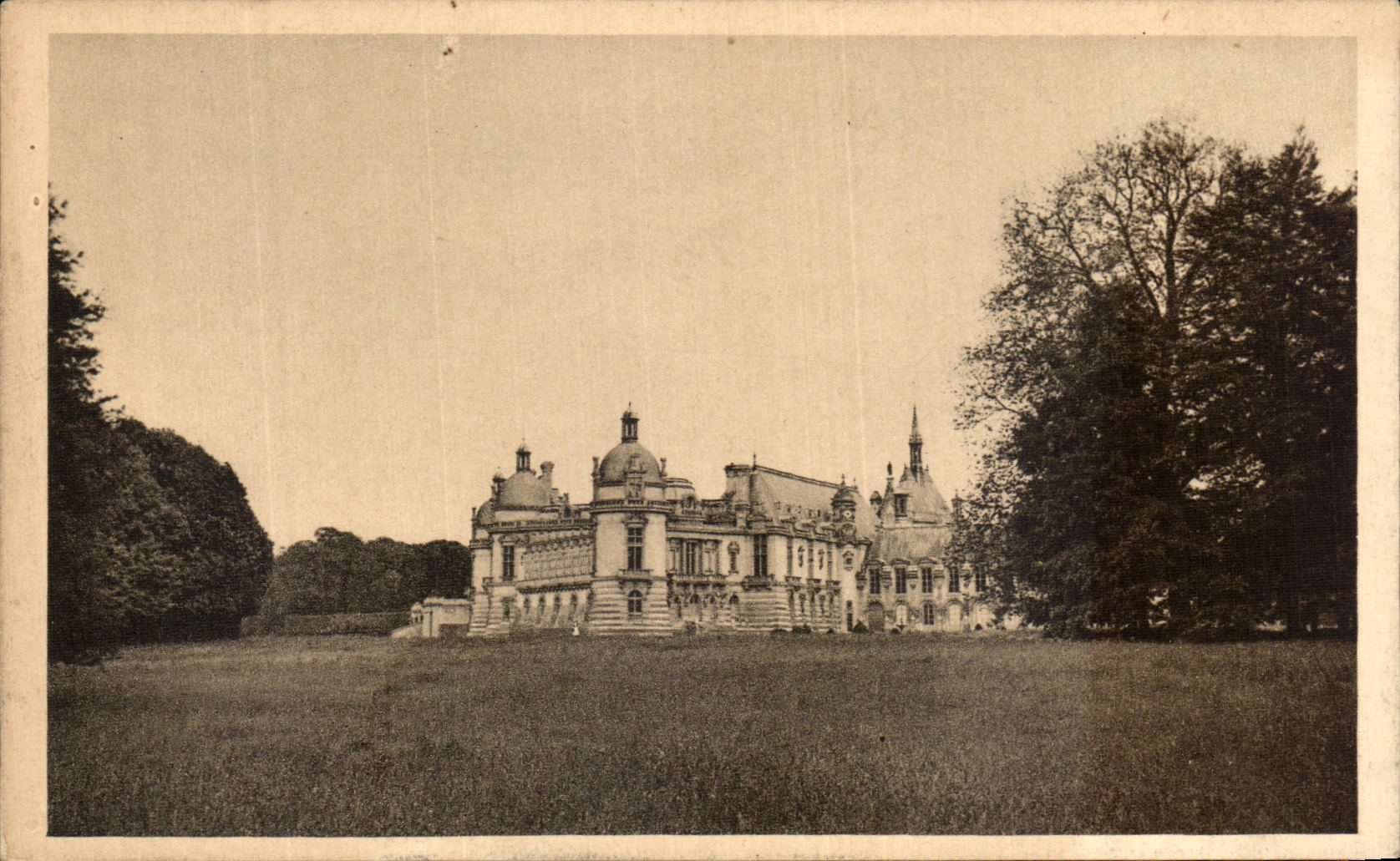 VINTAGE POSTCARD Castle of Northern Chantilly Facade Is