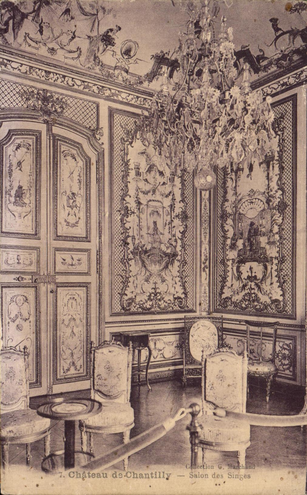 VINTAGE POSTCARD Castle of Chantilly Living room of the monkeys