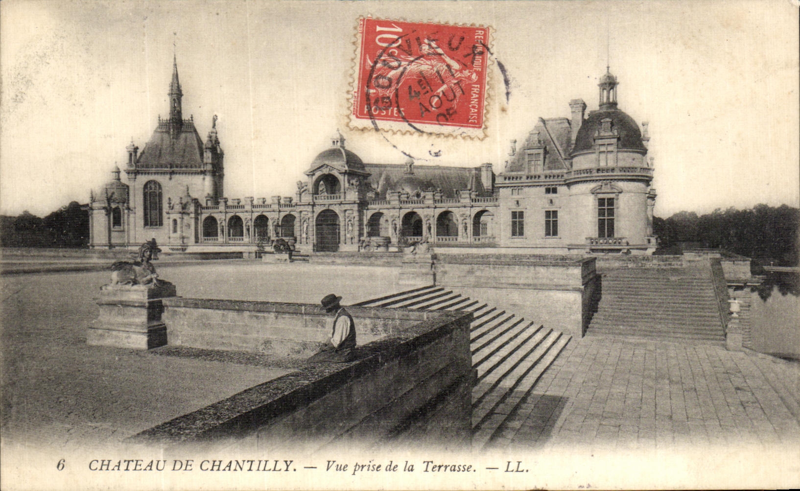 VINTAGE POSTCARD Castle of Chantilly Seen from of the terrace