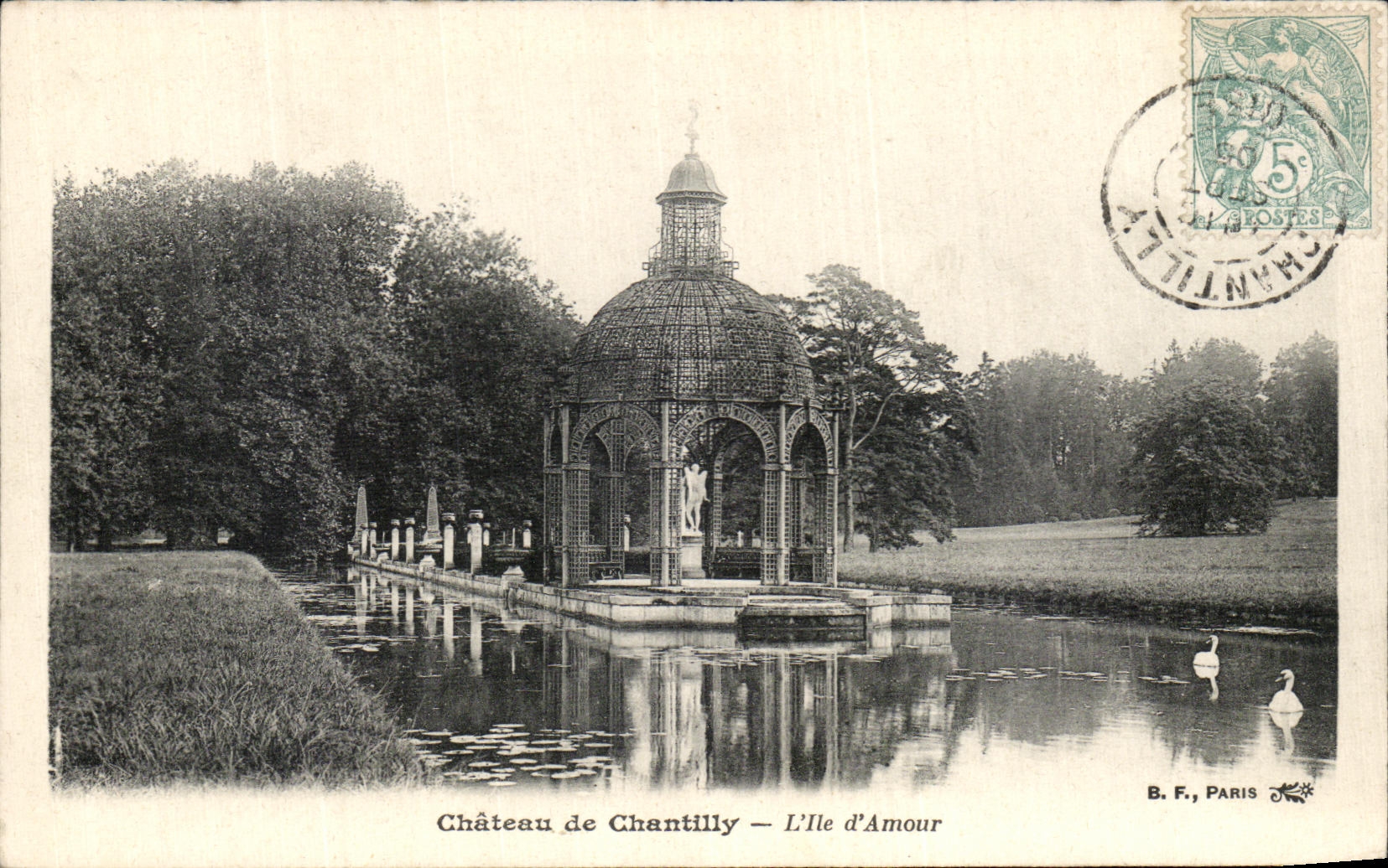 VINTAGE POSTCARD Castle of Chantilly L D Love