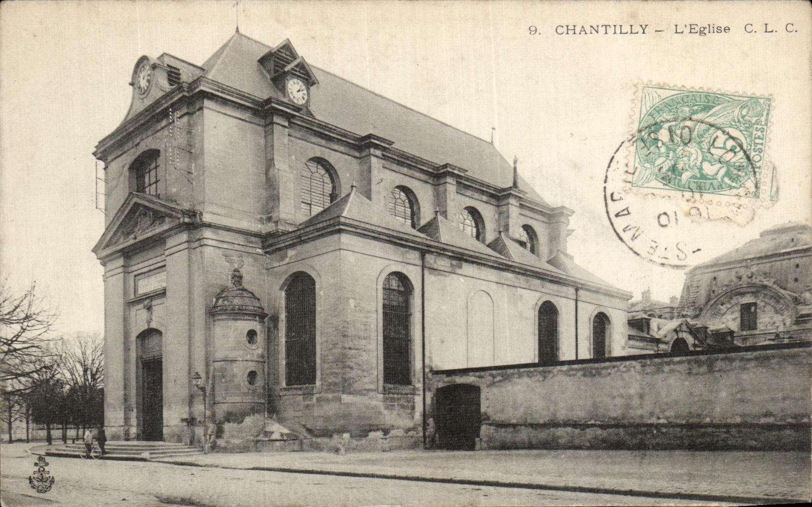 VINTAGE POSTCARD Chantilly L Church