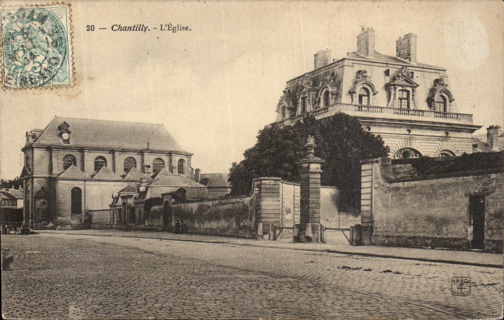 VINTAGE POSTCARD Chantilly L Church