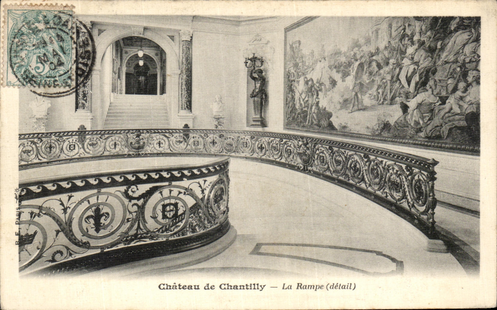 VINTAGE POSTCARD Castle of Chantilly the Slope