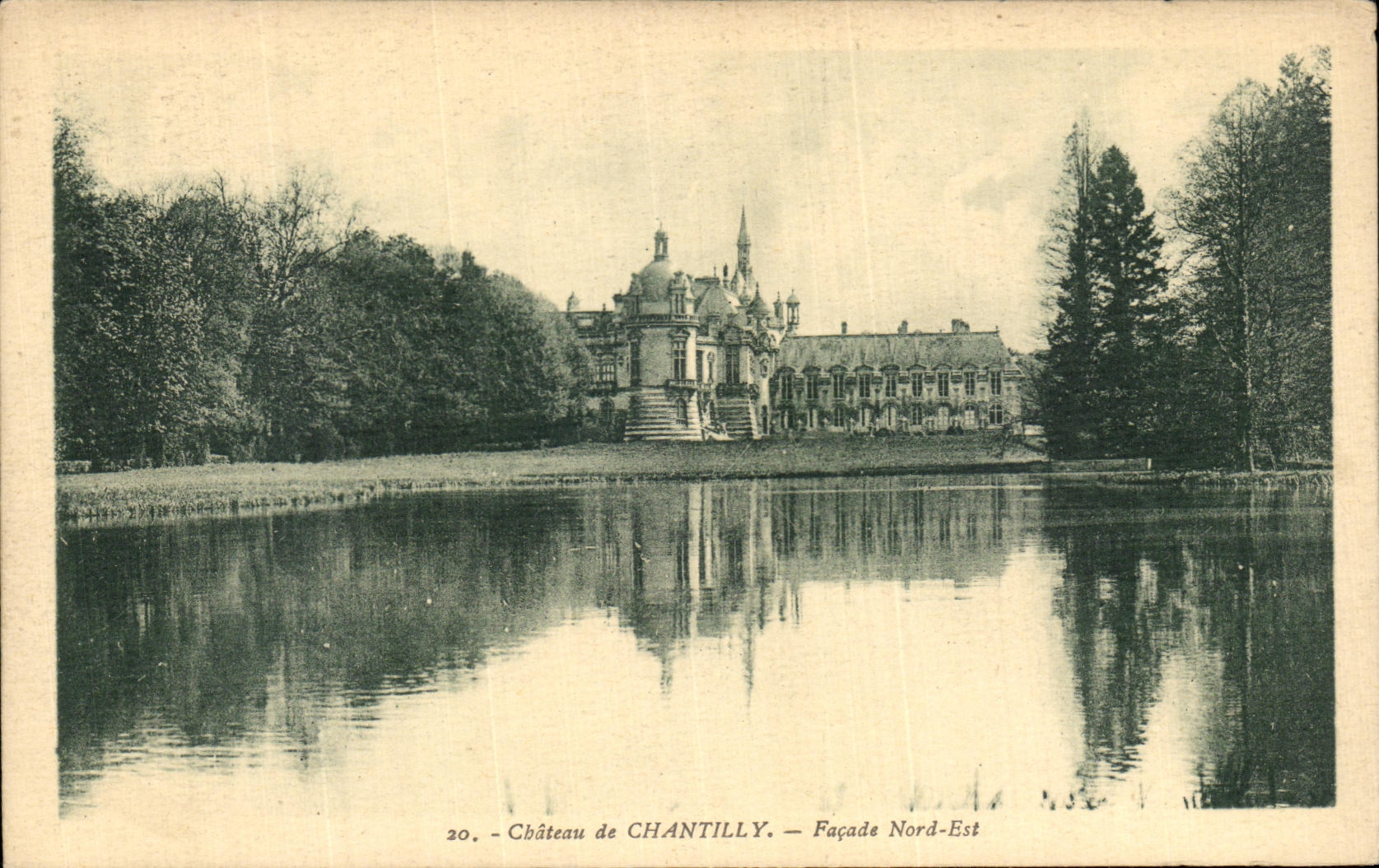 VINTAGE POSTCARD Castle of Northern Chantilly Facade Is