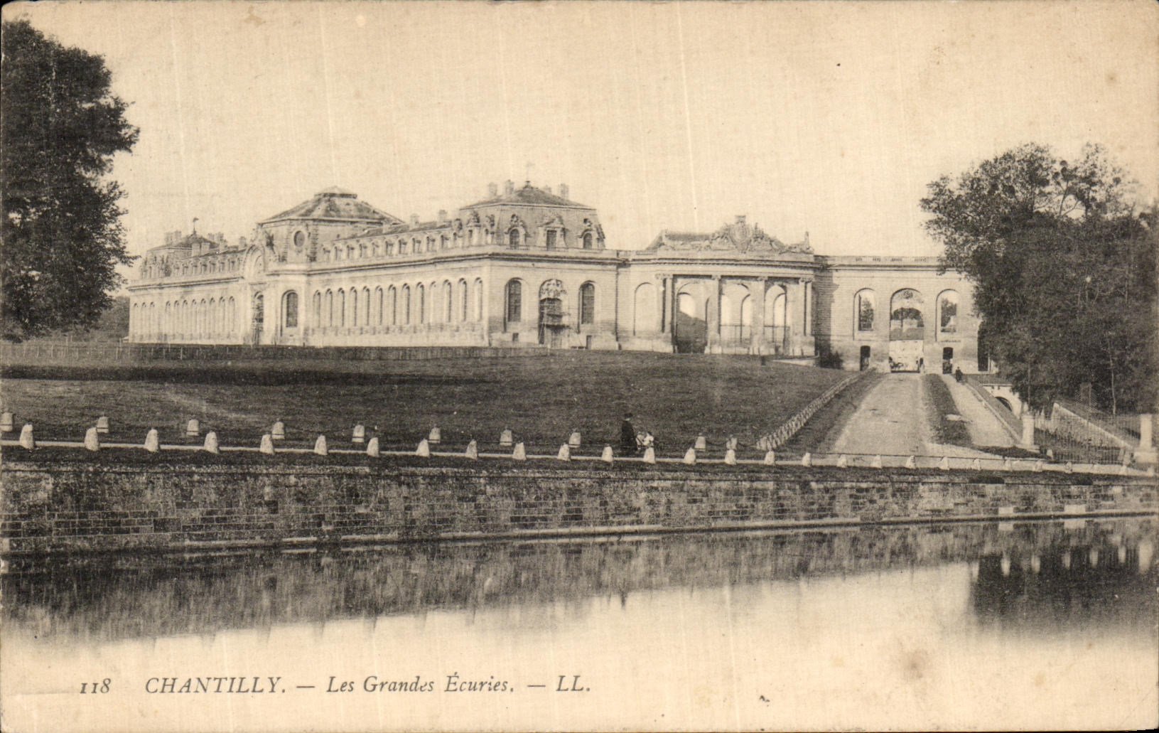 VINTAGE POSTCARD Chantilly Large Stables