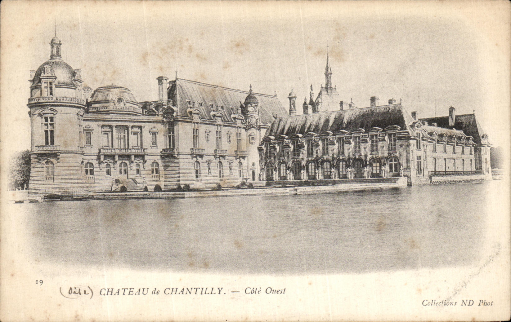 VINTAGE POSTCARD Castle of Chantilly west coast