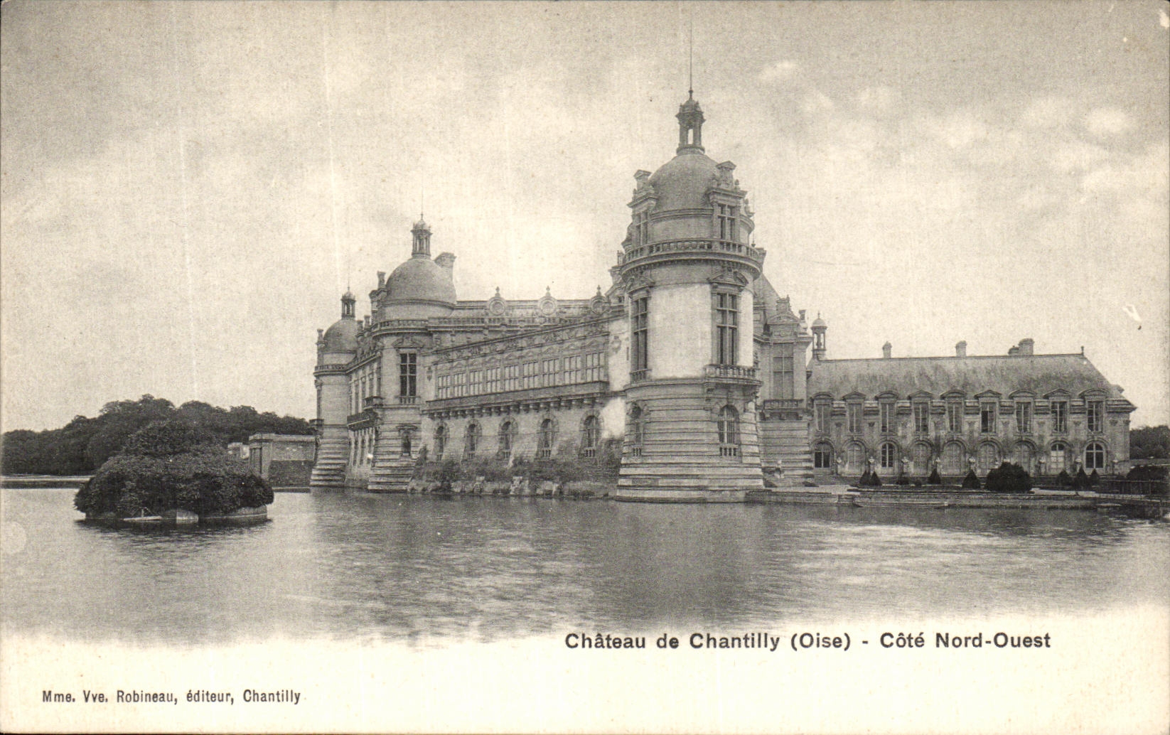 VINTAGE POSTCARD Chantilly the Castle Dimensions Northern West