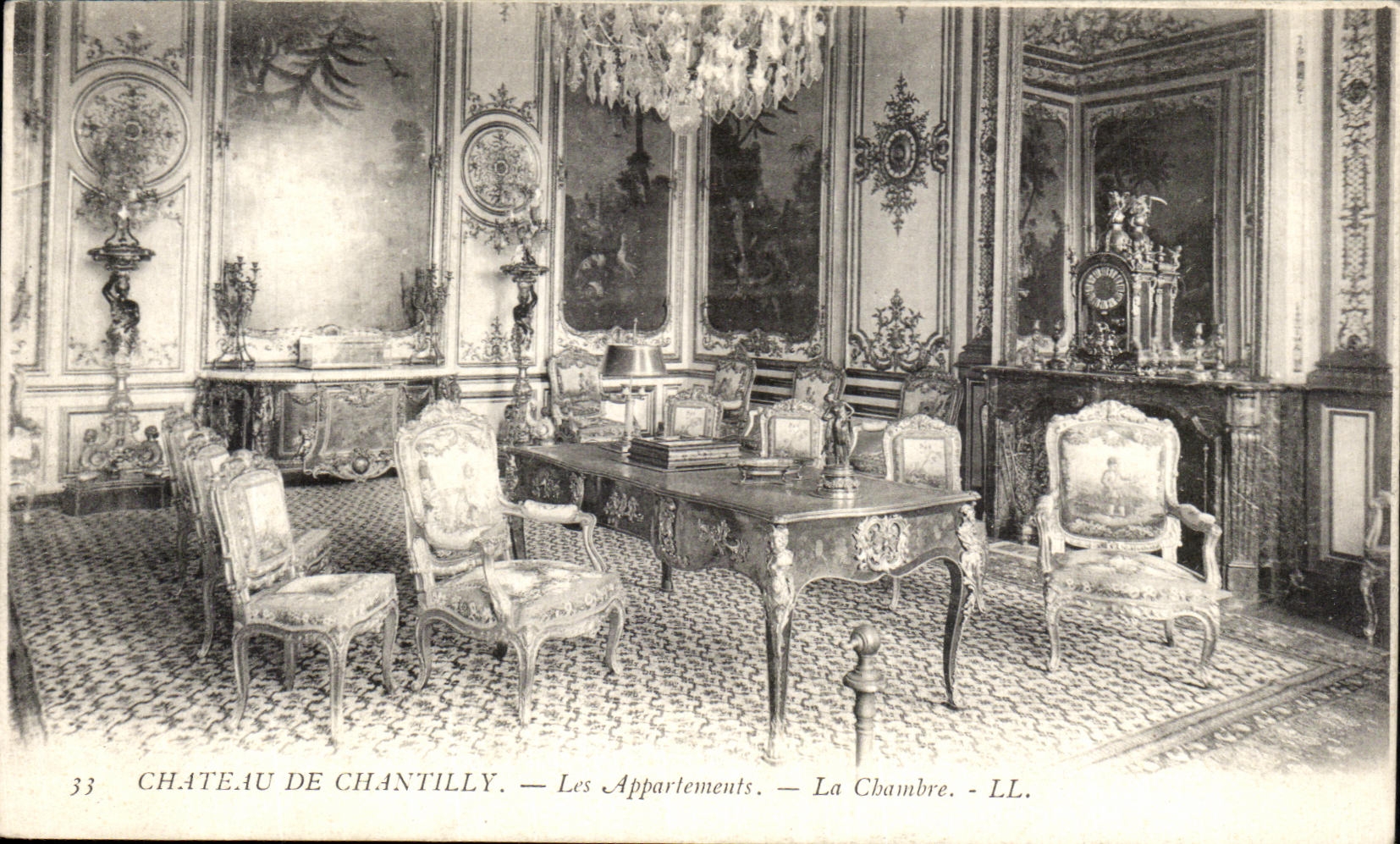 VINTAGE POSTCARD Castle of Chantilly Apartments the room