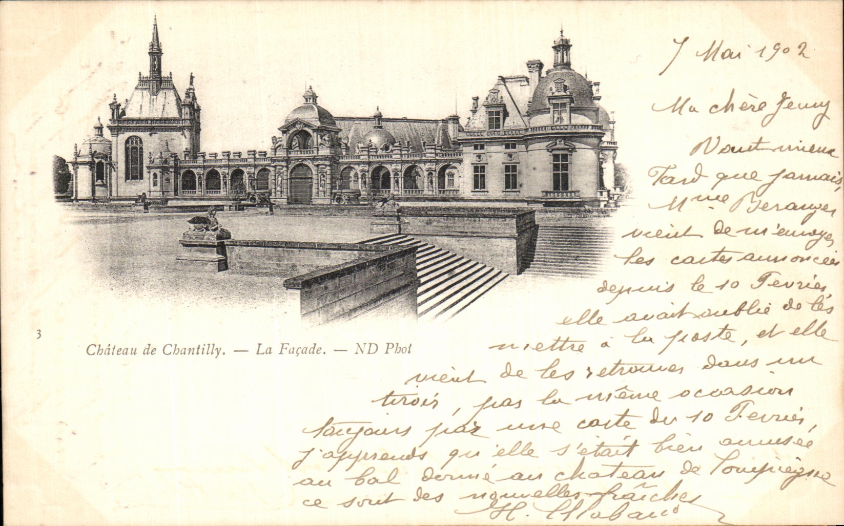 VINTAGE POSTCARD Castle of Chantilly the Frontage
