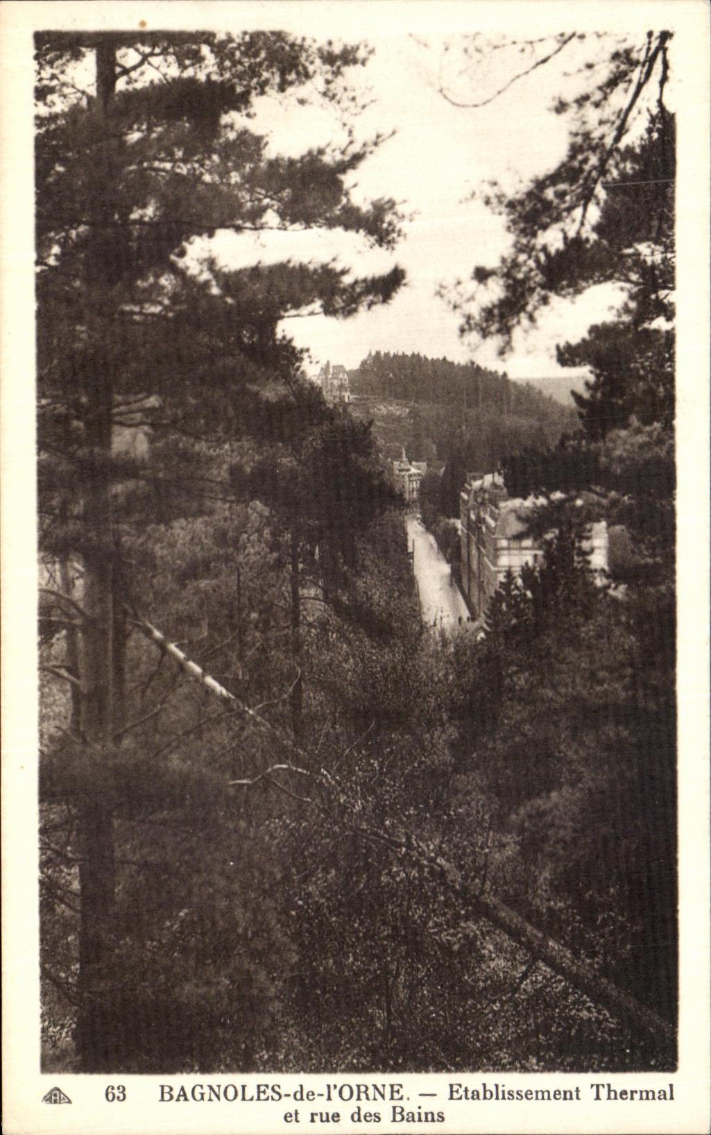 La POSTAL de la VENDIMIA Bagnoles de L adorna el establecimiento hidropatico y la calle de los banos