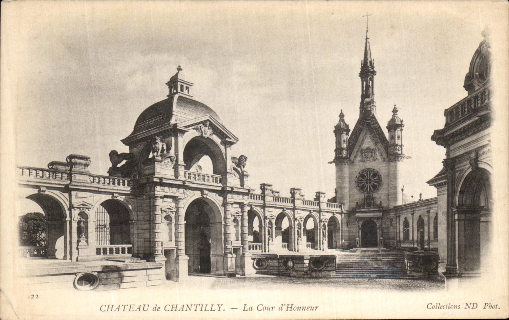 VINTAGE POSTCARD Chantilly Castle the Court D honor