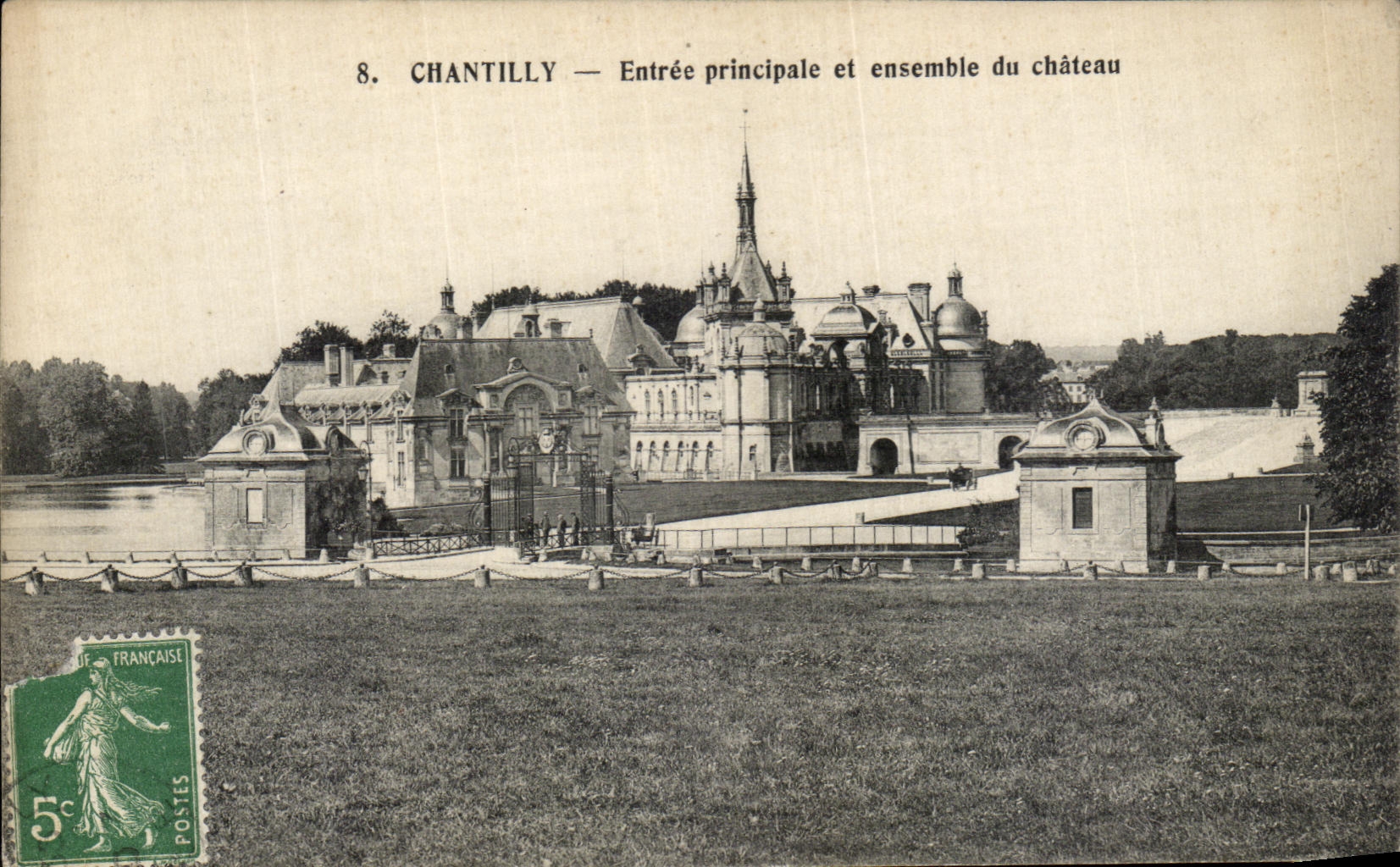 VINTAGE POSTCARD Castle Main entrance and together of the castle