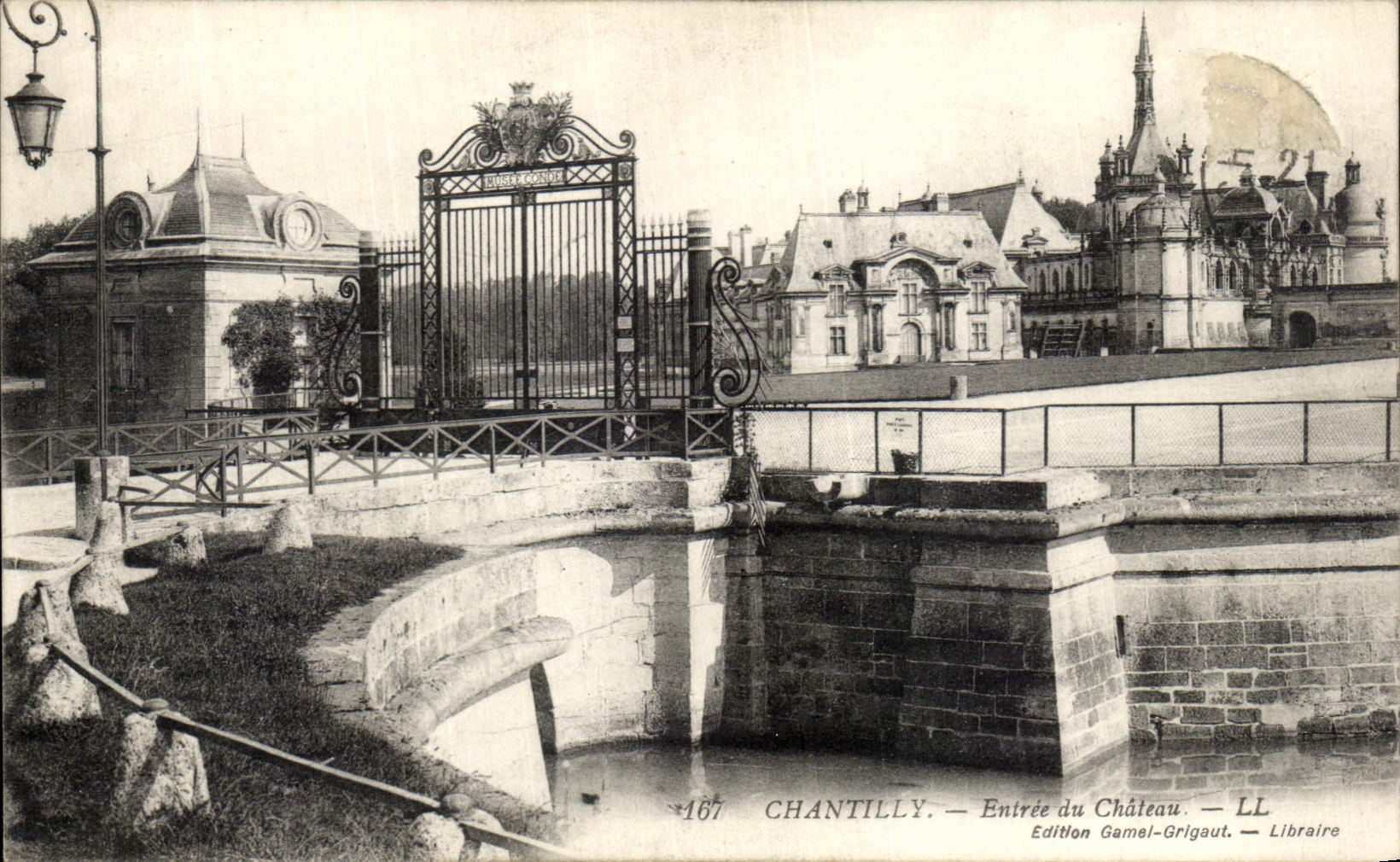 CPA Chantilly Entree du Chateau