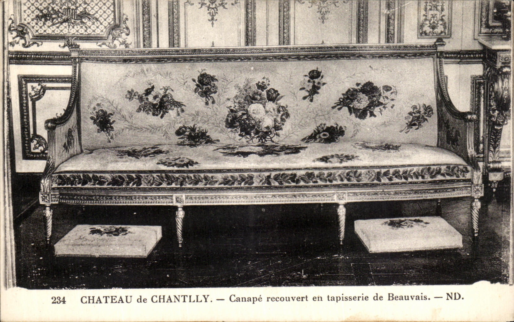 VINTAGE POSTCARD Castle Of Chantilly Settee covered in tapestry with Beauvais