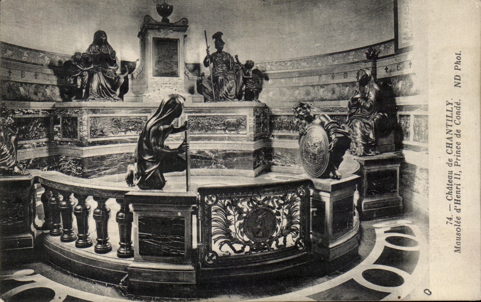 VINTAGE POSTCARD Castle Of Chantilly Mausoleum of Henri II Prince de Conde