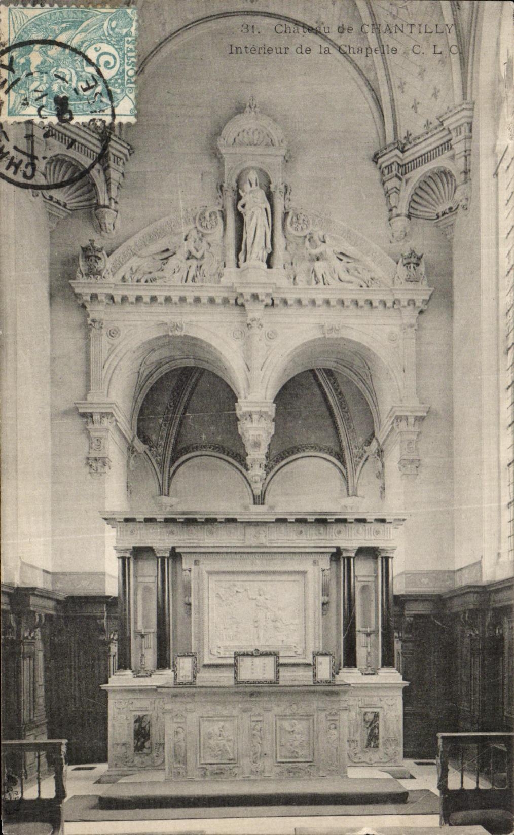 VINTAGE POSTCARD Castle of Interior Chantilly of the vault