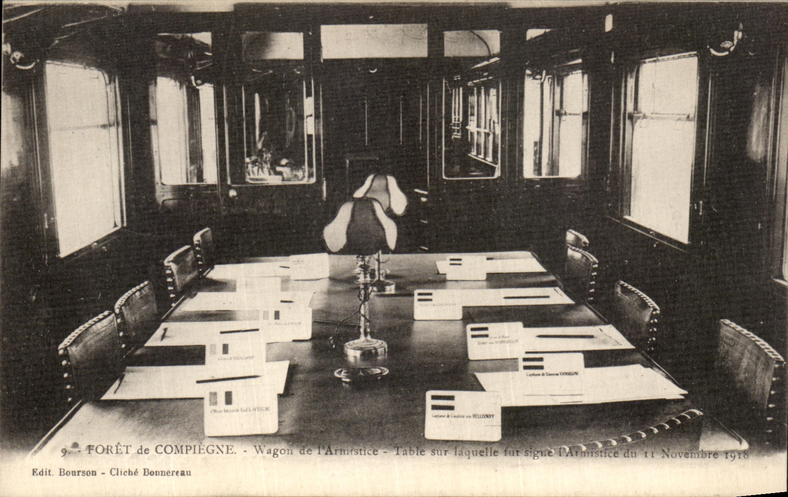 VINTAGE POSTCARD Strong Of Compiegne Coach of L armistice Militaria Armistice